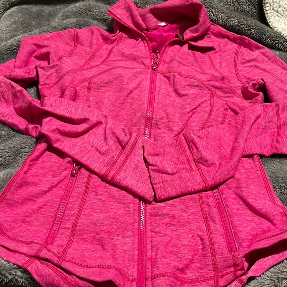 Lululemon pink jacket perfect condition